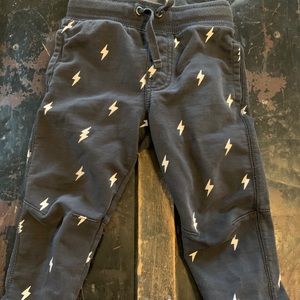 Yea collection sweatpants